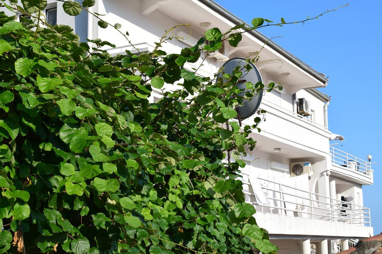 Villa Guci Ulcinj Eksteriør bilde