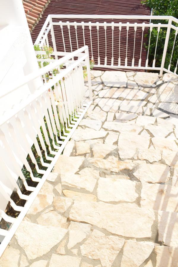 Villa Guci Ulcinj Eksteriør bilde